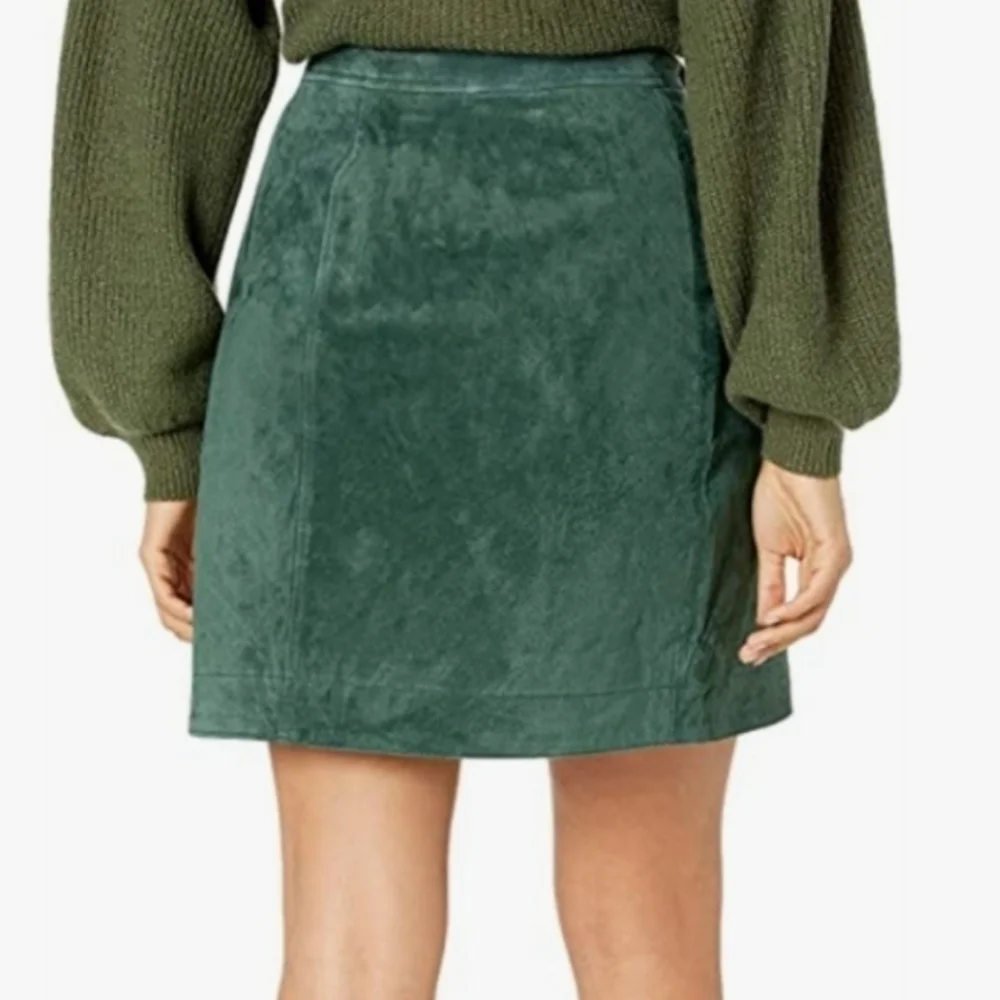 Blank NYC Green Suede Leather Wrap Mini Skirt 25